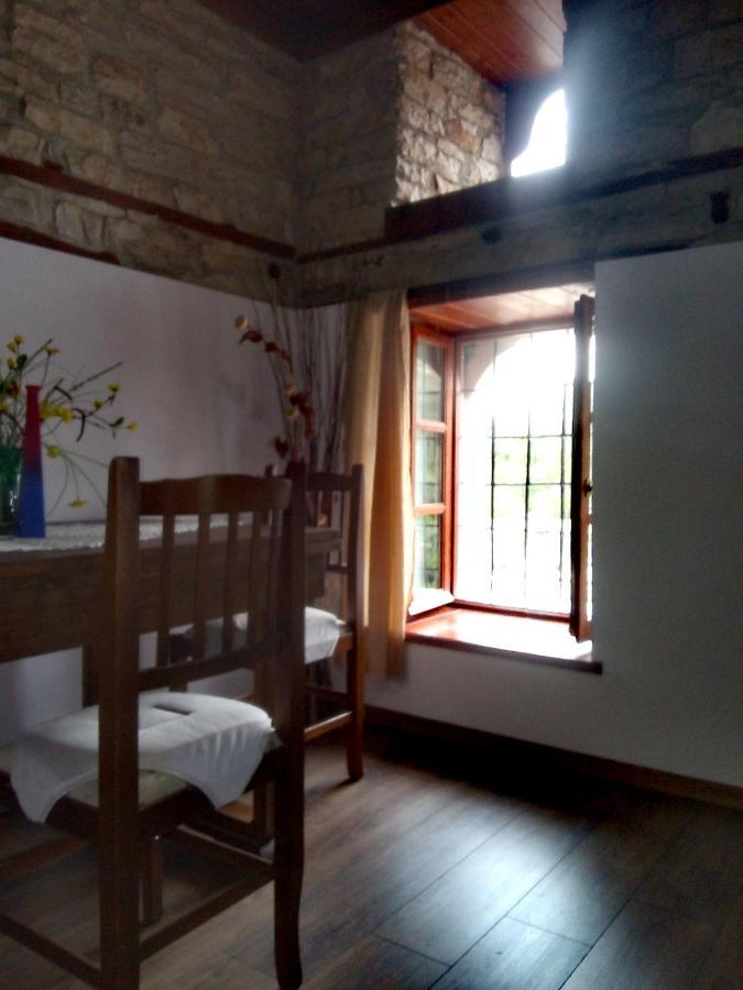 Ruols Guesthouse Gjirokastra Kültér fotó