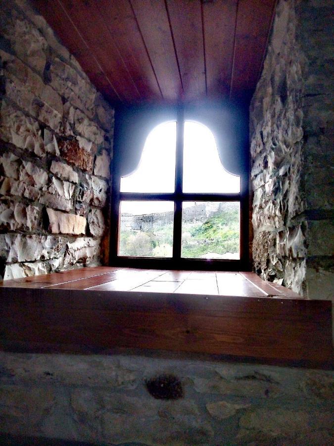 Ruols Guesthouse Gjirokastra Kültér fotó