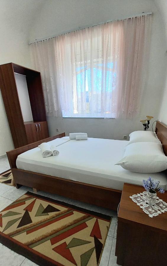 Ruols Guesthouse Gjirokastra Kültér fotó